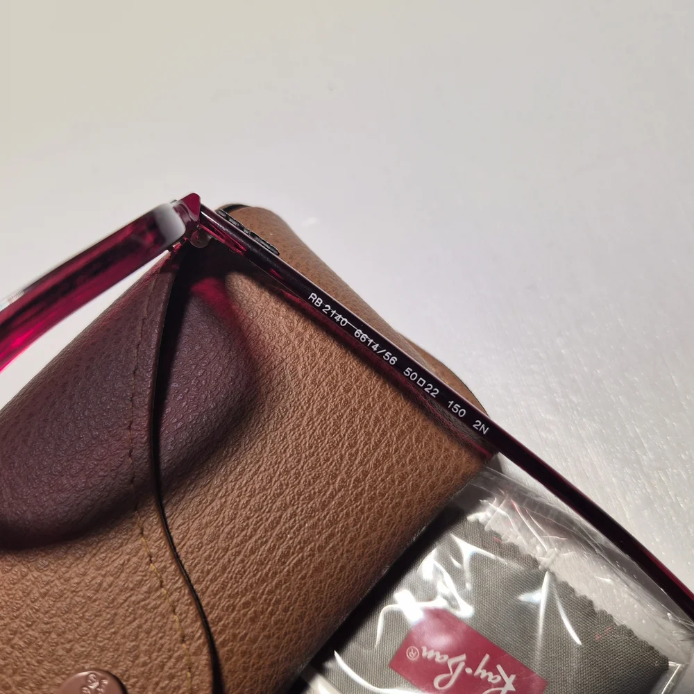 Ray Ban Original Wayfarer Colorblock Sunglasses in Red Womens - Picture 12 of 16